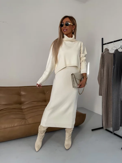 Nella - Warmes Kleid - Rollkragenpullover in Creme