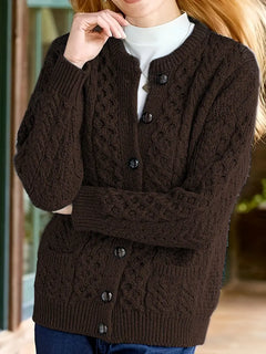 ELEGANTER KABELSTRICK-CARDIGAN | STILVOLL, KOMFORTABEL, VIELSEITIG in Kaffee-Farbe