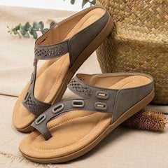 Tiziana® | Bequeme, rutschfeste, flache Sandalen für Damen in Khaki