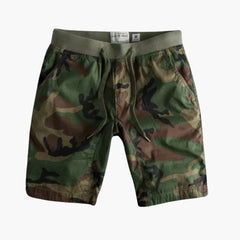 Herren Sommer-Cargoshorts mit Camouflage und Seitentaschen in Dunkelwald