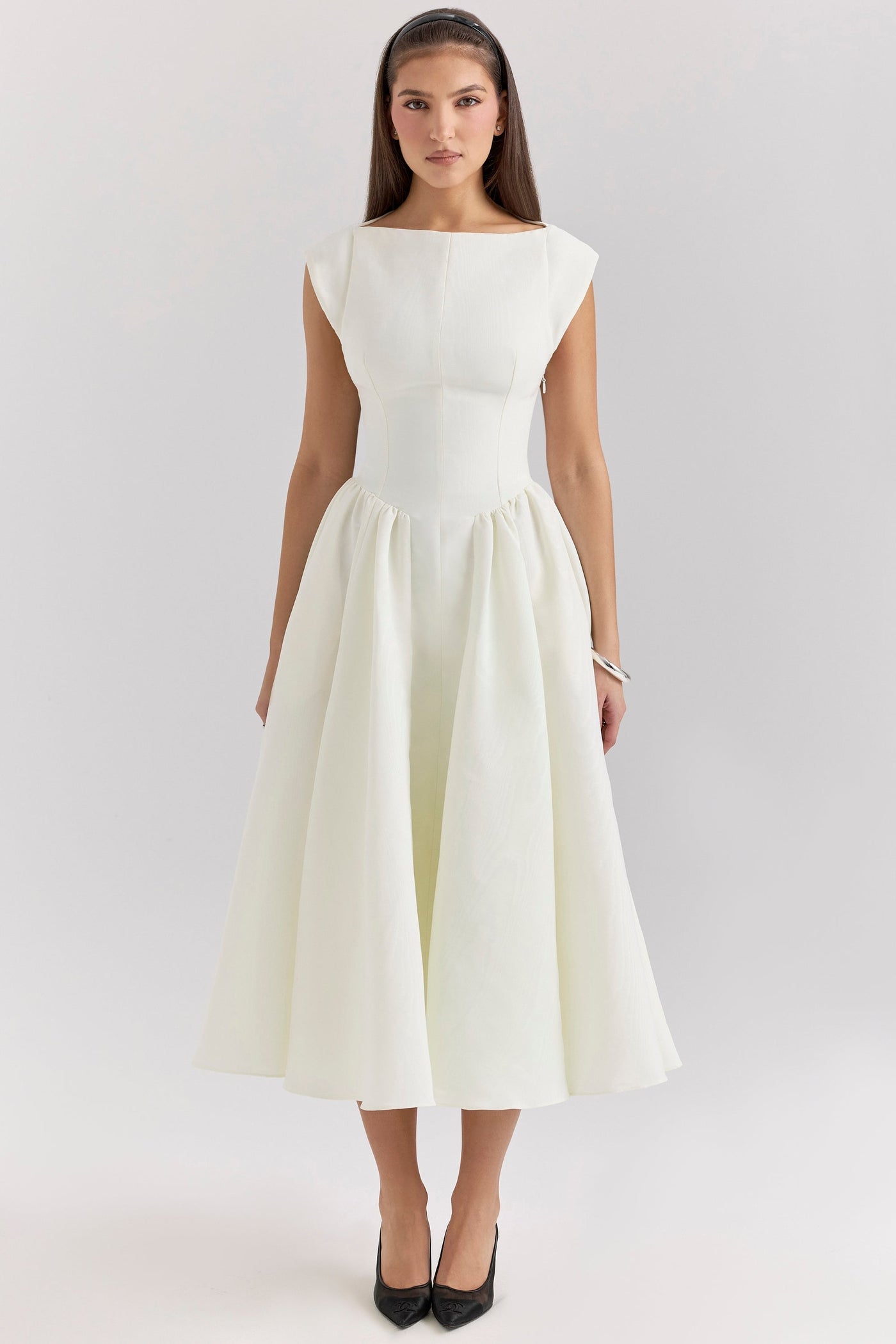 MOIRE - Elfenbein Satin Midi Kleid