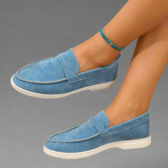 Hannah | Handgefertigte elegante Wildleder-Mokassins in Himmelblau