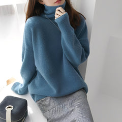 Clementine - Damenpullover mit kuscheligem Rollkragen in Blau