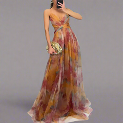 Valtruda | Luftiges Maxikleid mit Wow-Effekt in Orange