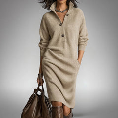 Tabea | Weiches Strickkleid mit femininer Note in Beige