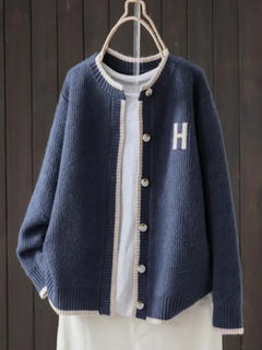 Helene | Klassischer Cardigan in Marineblau