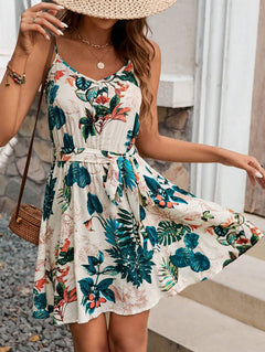 Patricia – Boho Cami Kleid Damen Tropenmuster Mit Gürtel in Grun