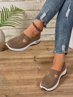 Maja | Damen Slip-On Casual Gehschuhe in Braun