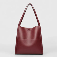 Adelaide | Elegante Schultertasche in Rot