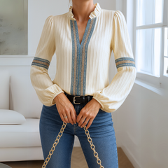 Petra™ | Spitzenbluse mit V-Ausschnitt in Creme