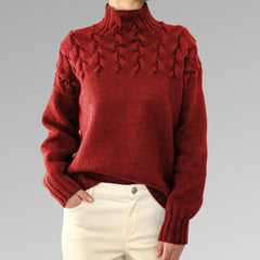 Rollkragenpullover mit Twist-Details – Elegante Wärme mit moderner Raffinesse in Rot