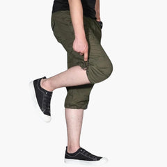Herren 3/4 Cargohose mit Taschen für Frühling und Sommer in Armeegrün