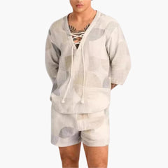 Herren Sommer Set mit Spitzenausschnitt und kurzen Hosen in Aprikose