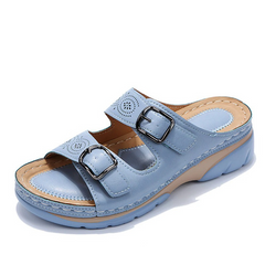 Risel - gepolsterte orthopädische Sandalen in Hellblau