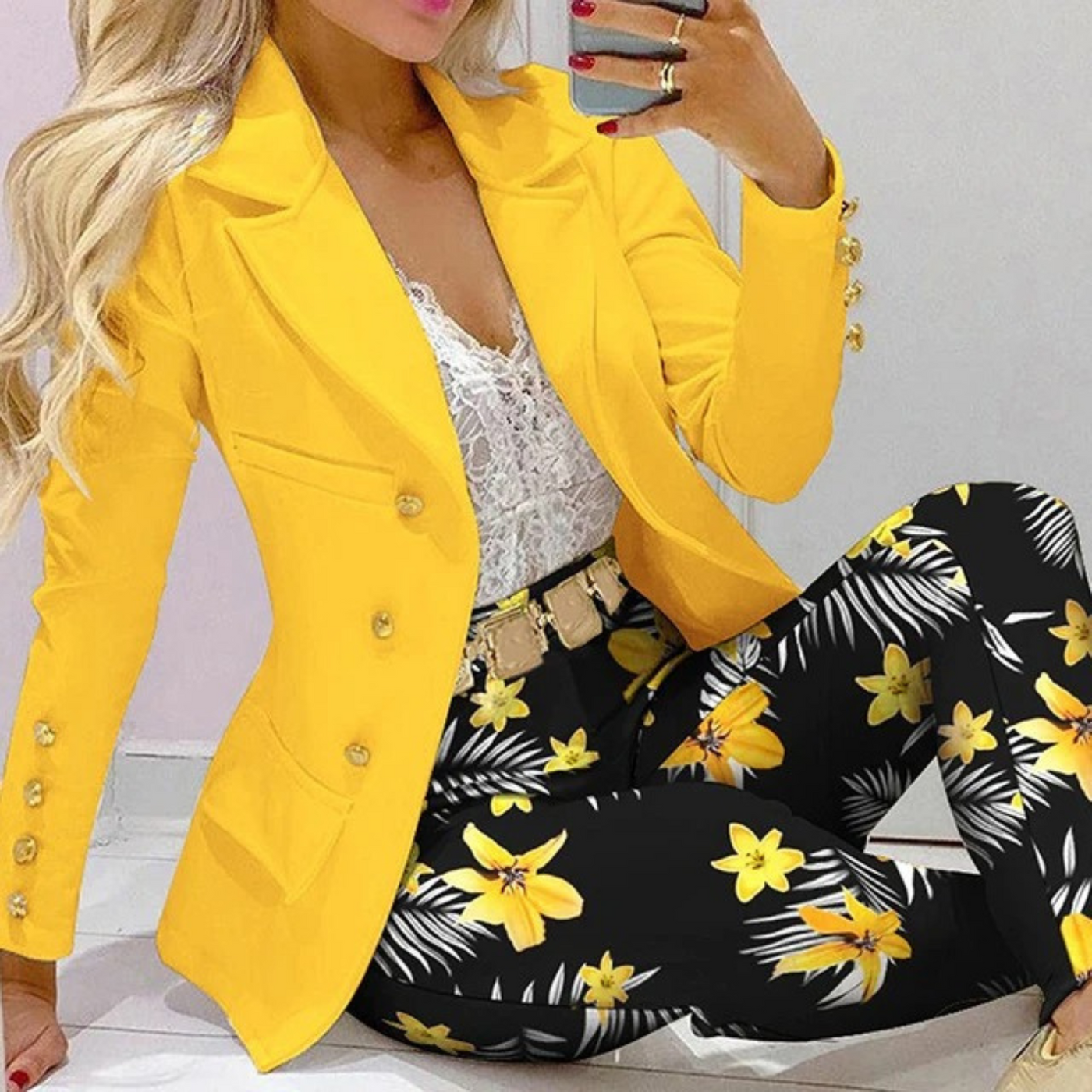 Buntes Set aus Blazer und Hose für Frauen