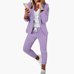 Lounge-Set für Frauen - Blazer mit Jogginghose und Kordelzug in Lilla