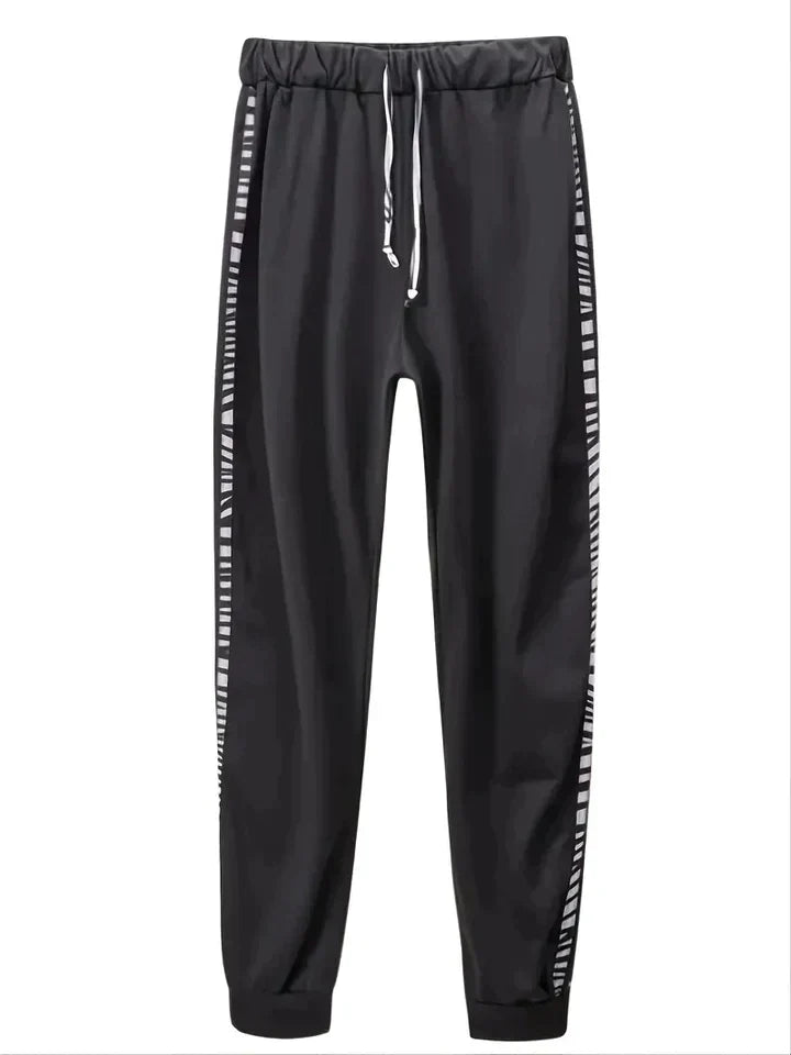 Kapuzenpulli und Hosen-Set für Frauen