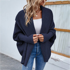Livia - Modischer Cardigan in Navblau