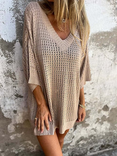 Yvette - Bluse mit V-Ausschnitt - Ausgehöhltes Design in Beige