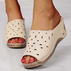 Samantha® | Fröhliche Damensandalen in Beige Sandalen