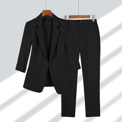 CHLOE - Blazer und Hose in Schwarz