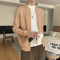 Gestrickte Strickjacke mit Reißverschluss in Khaki