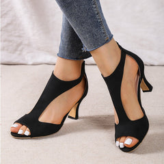 RalphMattew- Orthopädische Sandalen mit Absatz in Schwarz
