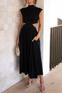 Quincy | Midi-Kleid mit Cut-Out und Taschen in Schwarz