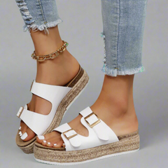 Elfriede | Sandalen aus glänzendem Premiumleder in Weiß