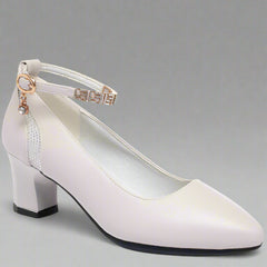 Zymara | Pumps aus hochwertigem Lackleder für Ihren Office-Style in Cremeweiß / Absatzhöhe 5 cm