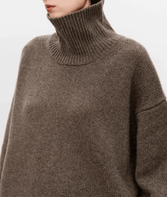 Lea | Stilvoller Pullover Damen mit Rollkragen in Braun