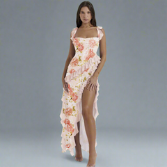 Zisel | Luftiges Maxikleid mit eleganten Volants in Rosa mit großen Blume