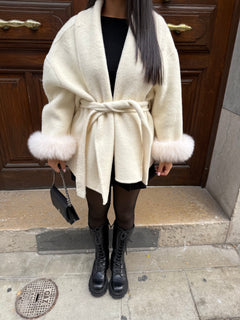 CHARLOTTE™ | Luxuriöser Mantel in Weiß