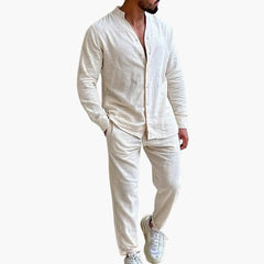 Herren Zweiteiler aus Leinen mit Langarmhemd und Hose in Beige