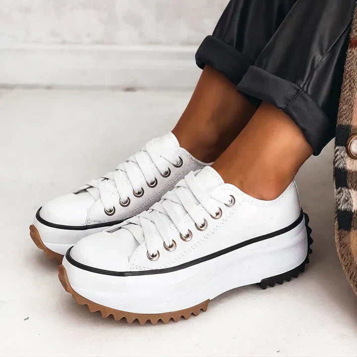 Juni | Entspannte und zeitlose Sommerschuhe