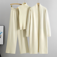 Jessa - Bequemes Set aus drei Teilen in Beige