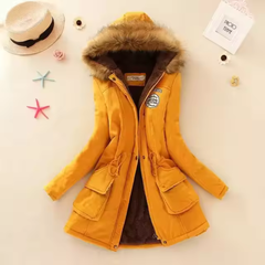 Therelle™ - Herbst-/Winterjacke mit Kapuze Stickerei und Tailliertem Schnitt in Gelb