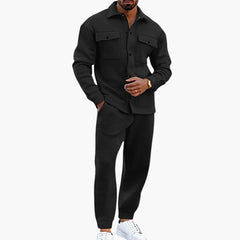 Zweiteiliges Herren Set mit Langarmhemd und Hose in Schwarz
