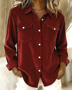 Nina | Modische Damenbluse mit Revers und Knöpfen elegant in Rot