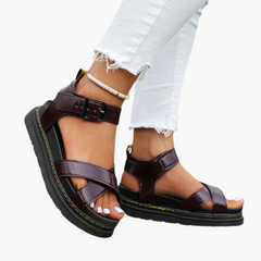Sport-Sandalen - für Damen mit orthopädischem Fußbett in Burgund