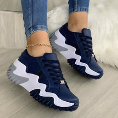 Kasia - Orthopädische Leder‑Sneaker mit Patchwork in Blau