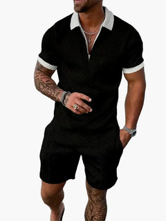 Set aus Polo und Shorts im lässigen Stil für Herren – Sommerliche entspannte Eleganz in Schwarz-Weiß