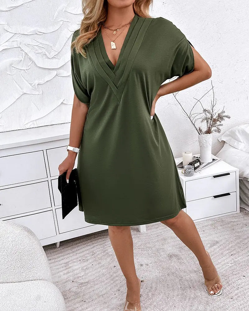 Amaris - Gerafftes - Kleid mit V-Ausschnitt