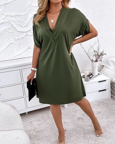 Amaris - Gerafftes - Kleid mit V-Ausschnitt