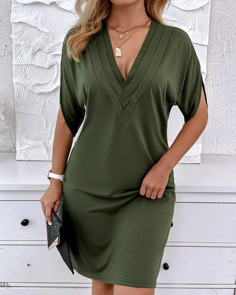 Amaris - Gerafftes - Kleid mit V-Ausschnitt