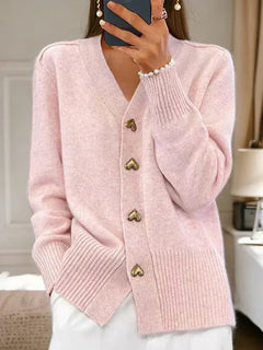 Cardigan mit Knopfleiste – Gemütlicher Charme mit Weiblicher Eleganz in Rosa