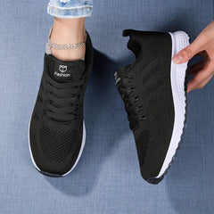 Braelynn - Gestrickte Sportschuhe in Schwarz