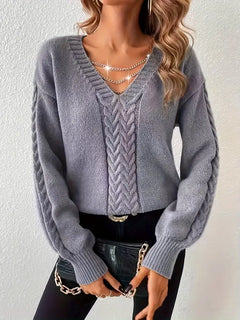 SCHICKER V-AUSSCHNITT KABELSTRICKPULLOVER FÜR FRAUEN | ELEGANTER STRICKSTIL in Grau