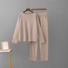 Arisha - Pullover- und Hosen-Set in Grau