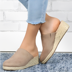 Cassarah - Elegante Sommer-Keilsandalen für Damen in Khaki